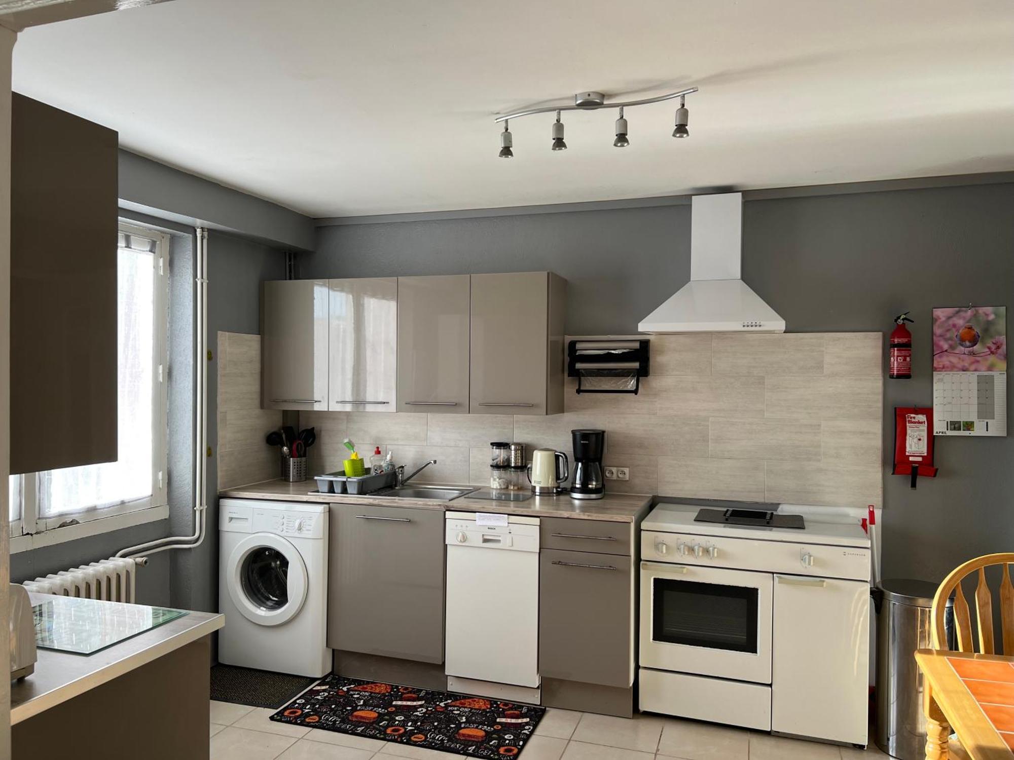Apartamento Gite Du St Martin Oradour-Fanais Exterior foto