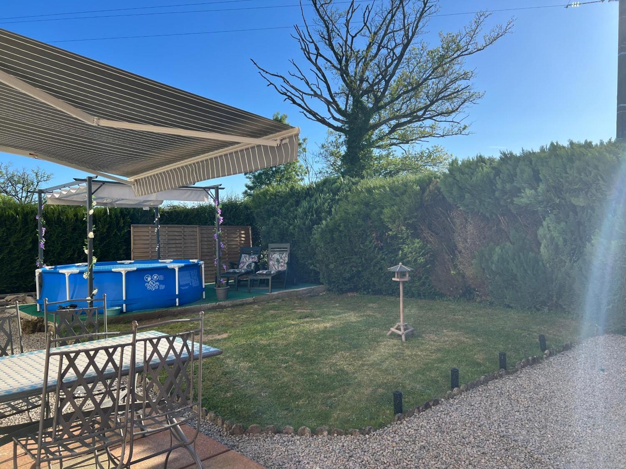 Apartamento Gite Du St Martin Oradour-Fanais Exterior foto