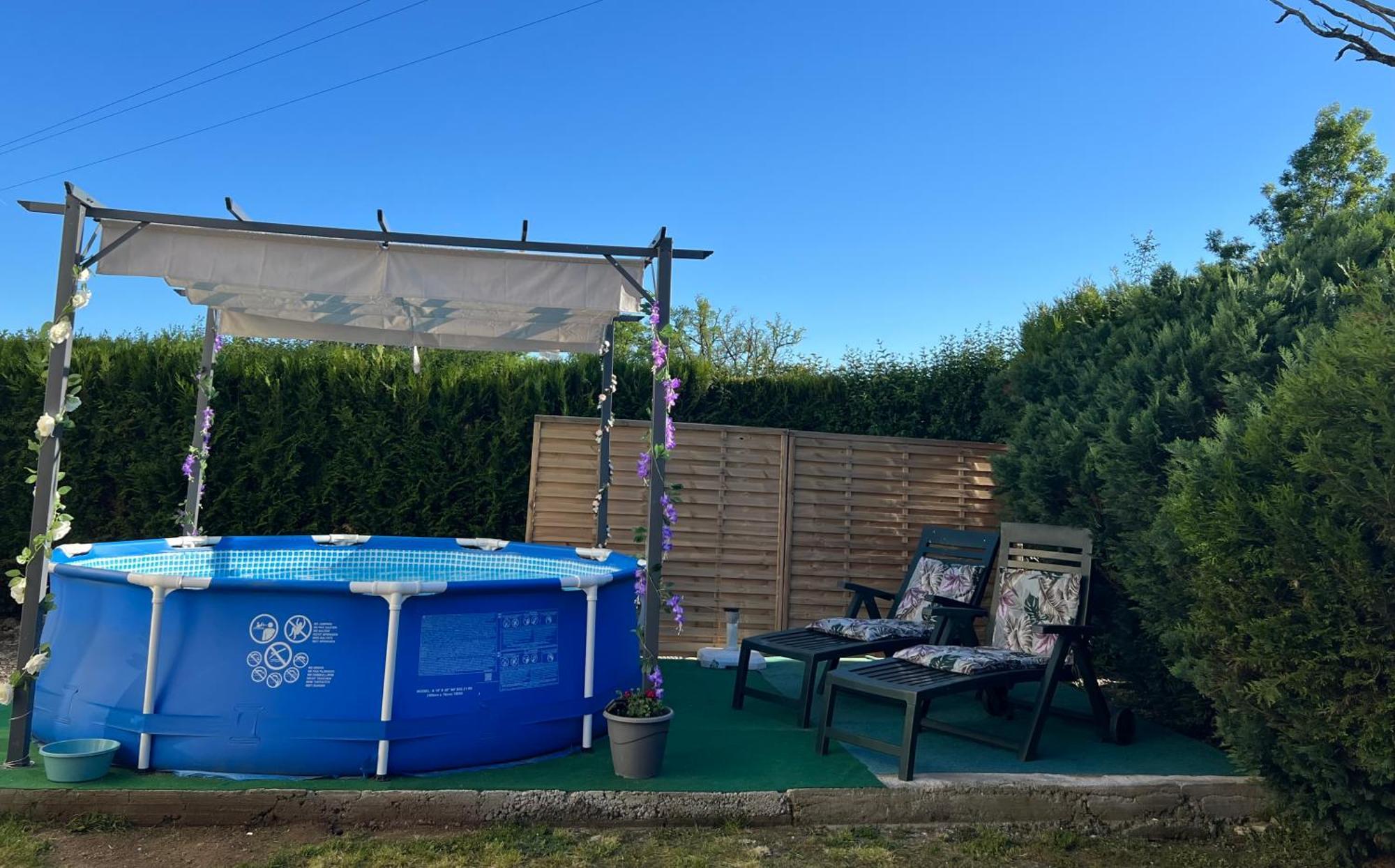 Apartamento Gite Du St Martin Oradour-Fanais Exterior foto
